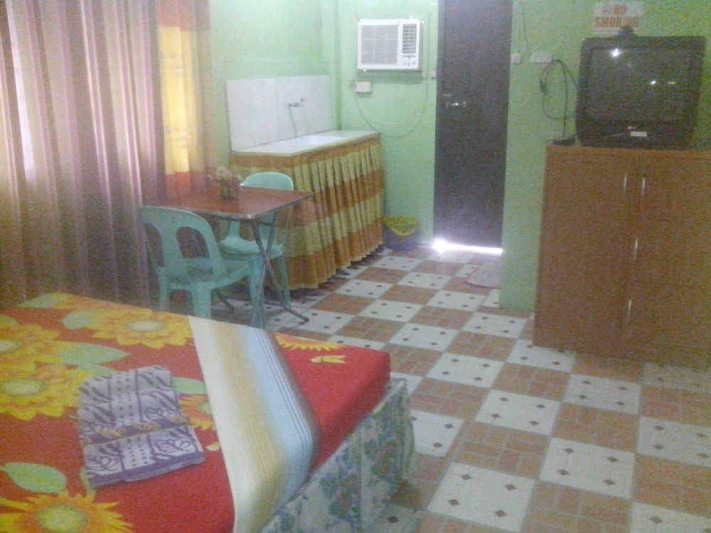 Quoyas Inn Davao Экстерьер фото